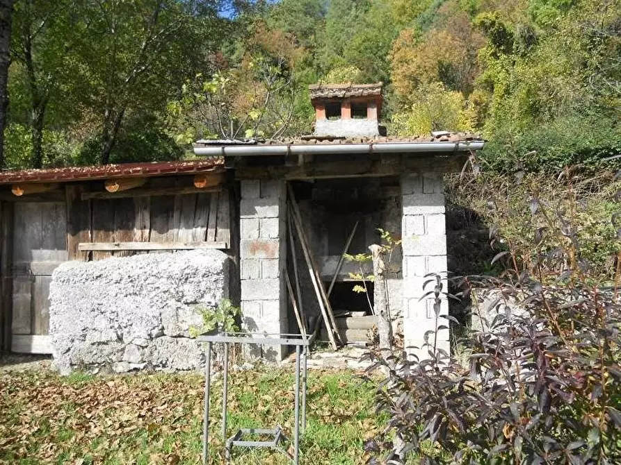 Immagine 20 di Rustico / casale in vendita  a Minucciano