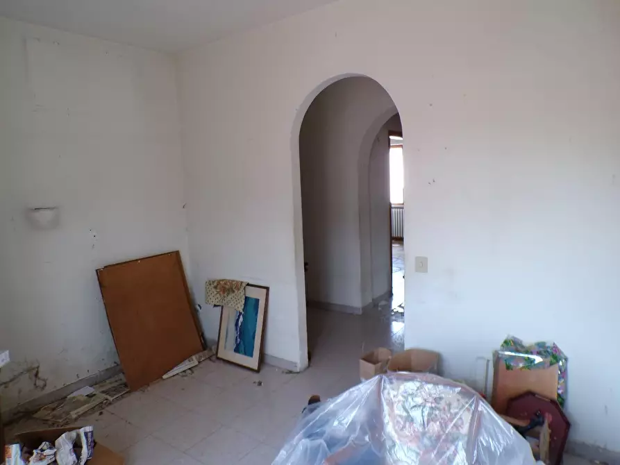 Immagine 19 di Appartamento in vendita  a Pisa