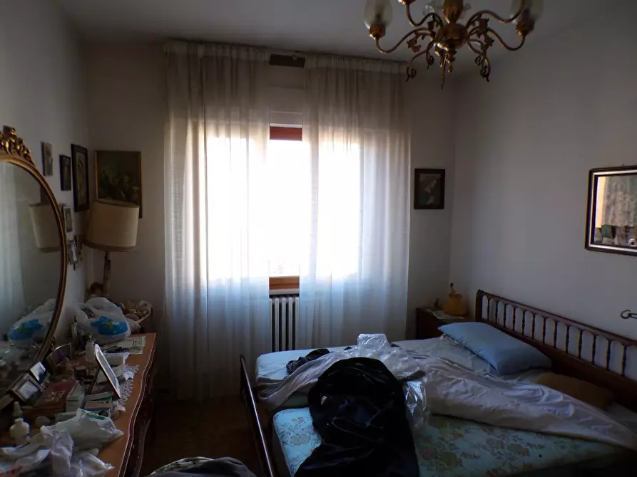 Immagine 11 di Appartamento in vendita  a Pisa