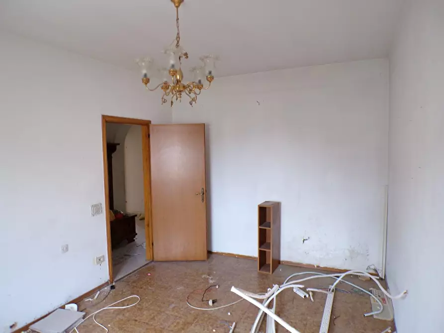 Immagine 10 di Appartamento in vendita  a Pisa