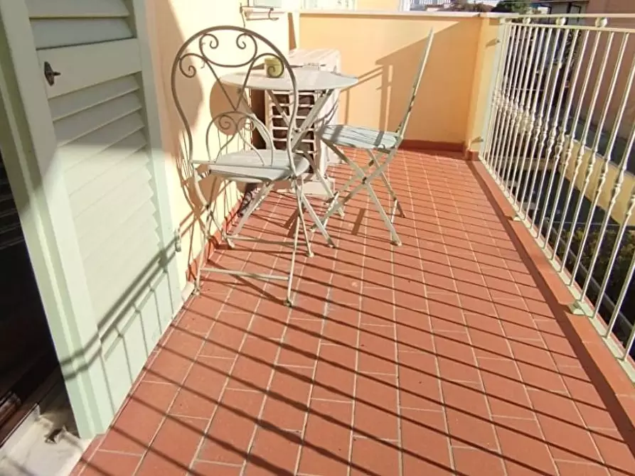 Immagine 13 di Appartamento in vendita  a Massa