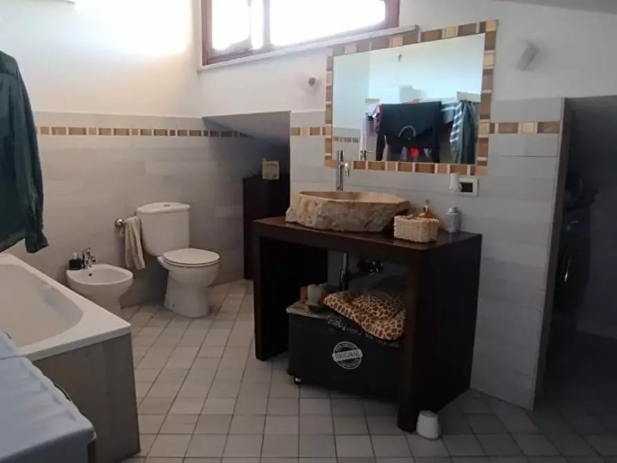 Immagine 24 di Appartamento in vendita  a Massa