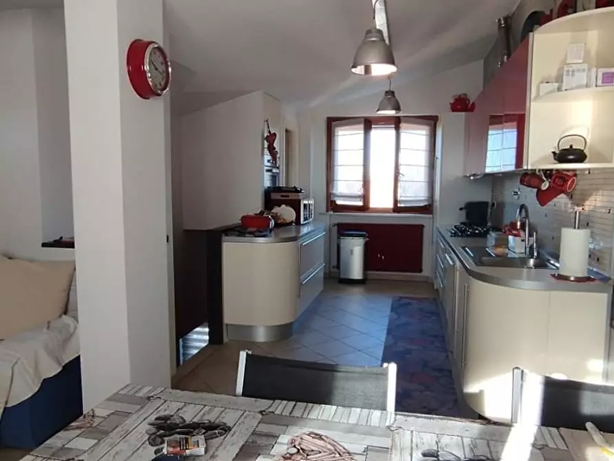 Immagine 5 di Appartamento in vendita  a Massa