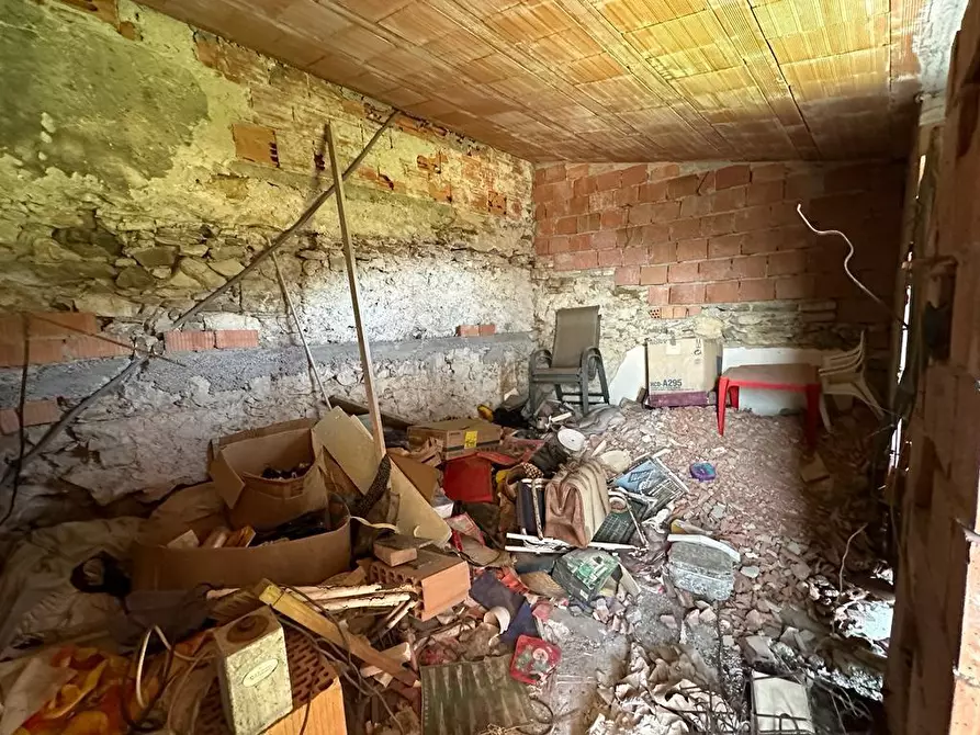 Immagine 26 di Casa semindipendente in vendita  a Fosdinovo