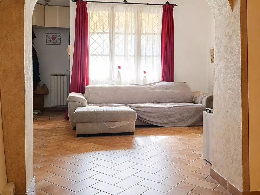 Immagine 1 di Appartamento in vendita  a Peccioli