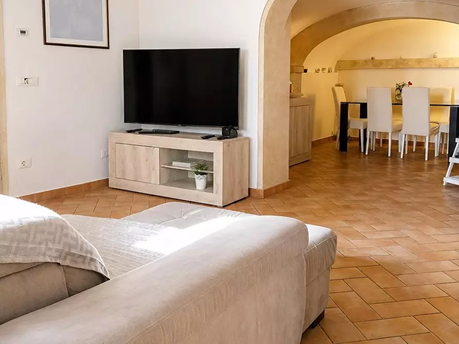 Immagine 2 di Appartamento in vendita  a Peccioli