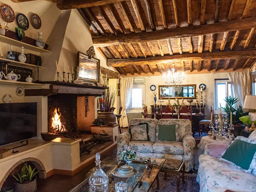 Immagine 45 di Rustico / casale in vendita  a Pisa