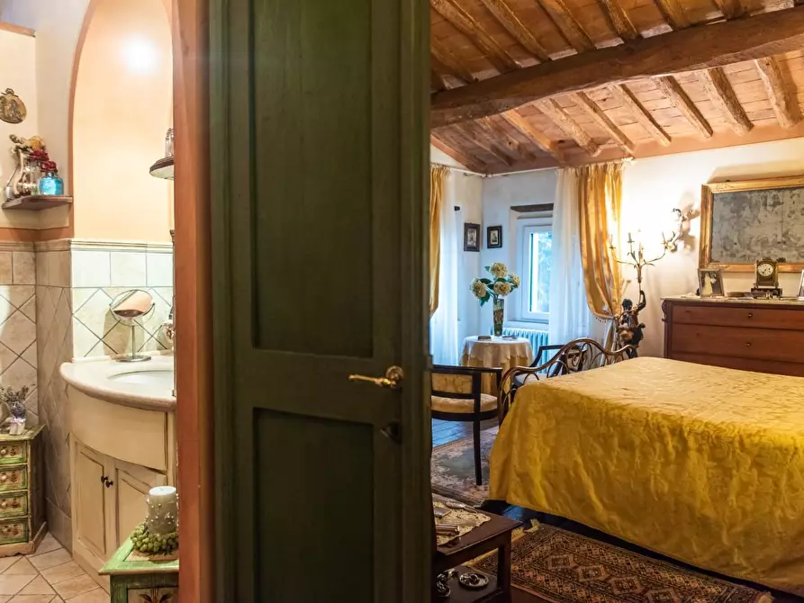 Immagine 55 di Rustico / casale in vendita  a Pisa