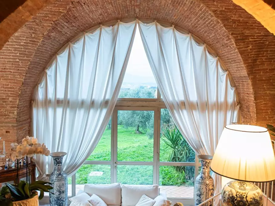 Immagine 14 di Rustico / casale in vendita  a Pisa