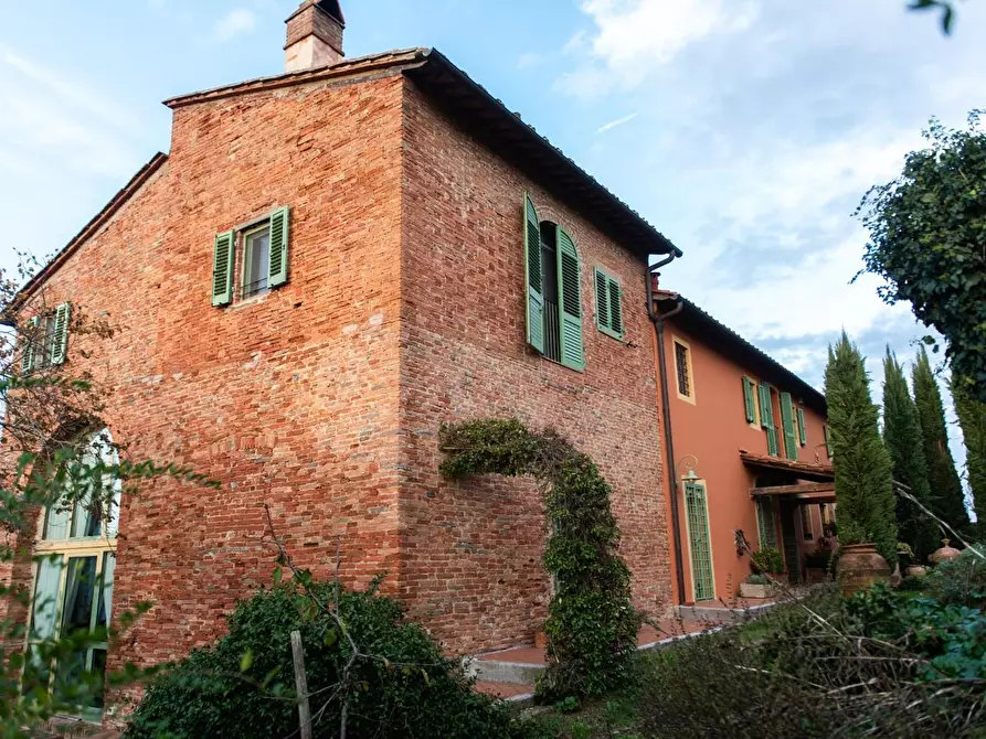 Immagine 25 di Rustico / casale in vendita  a Pisa