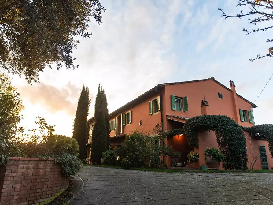 Immagine 36 di Rustico / casale in vendita  a Pisa