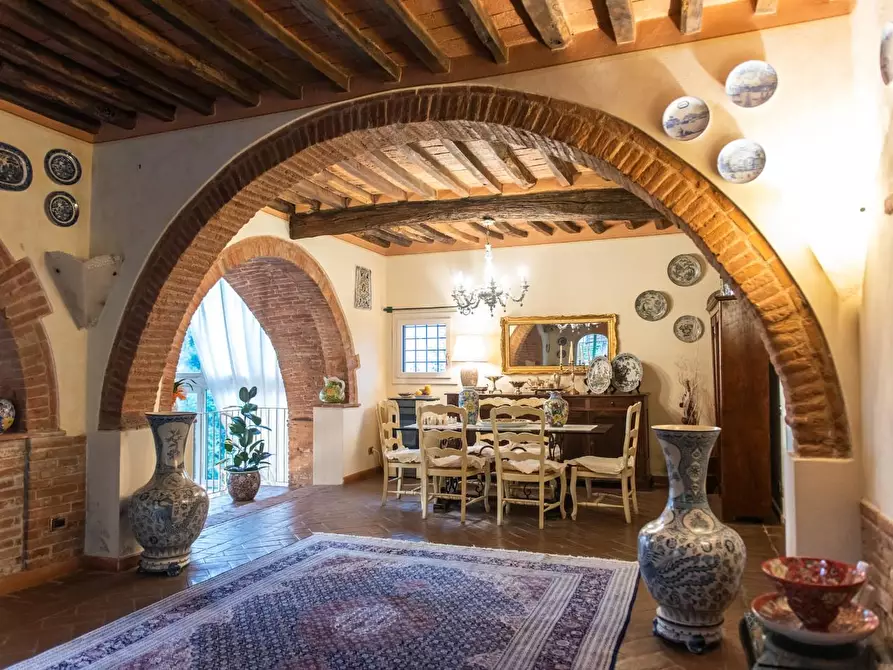 Immagine 4 di Rustico / casale in vendita  a Pisa