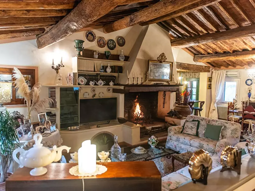 Immagine 46 di Rustico / casale in vendita  a Pisa