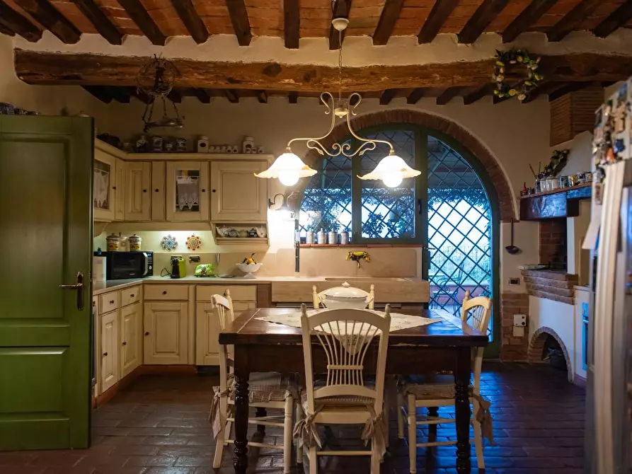 Immagine 22 di Rustico / casale in vendita  a Pisa