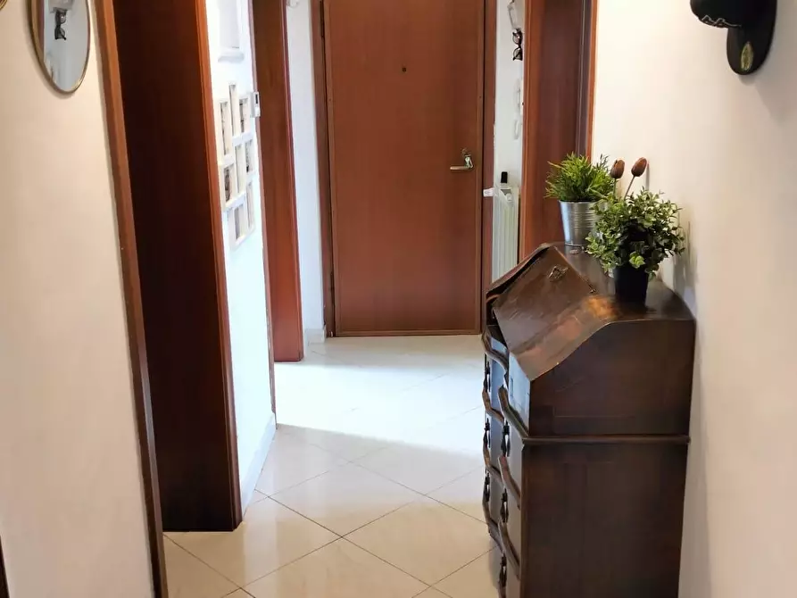 Immagine 14 di Appartamento in vendita  a Livorno