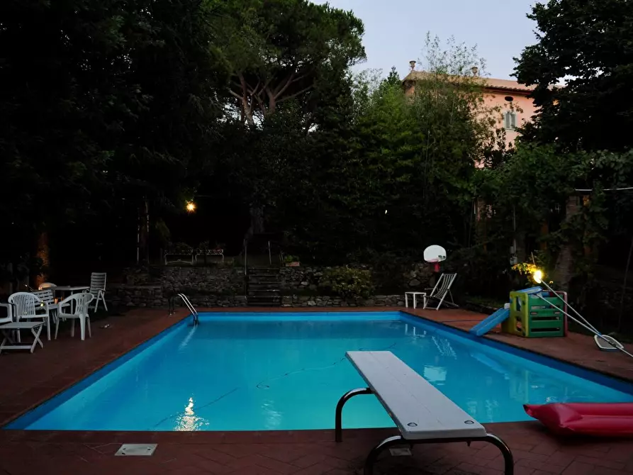 Immagine 7 di Villa in vendita  a Calci