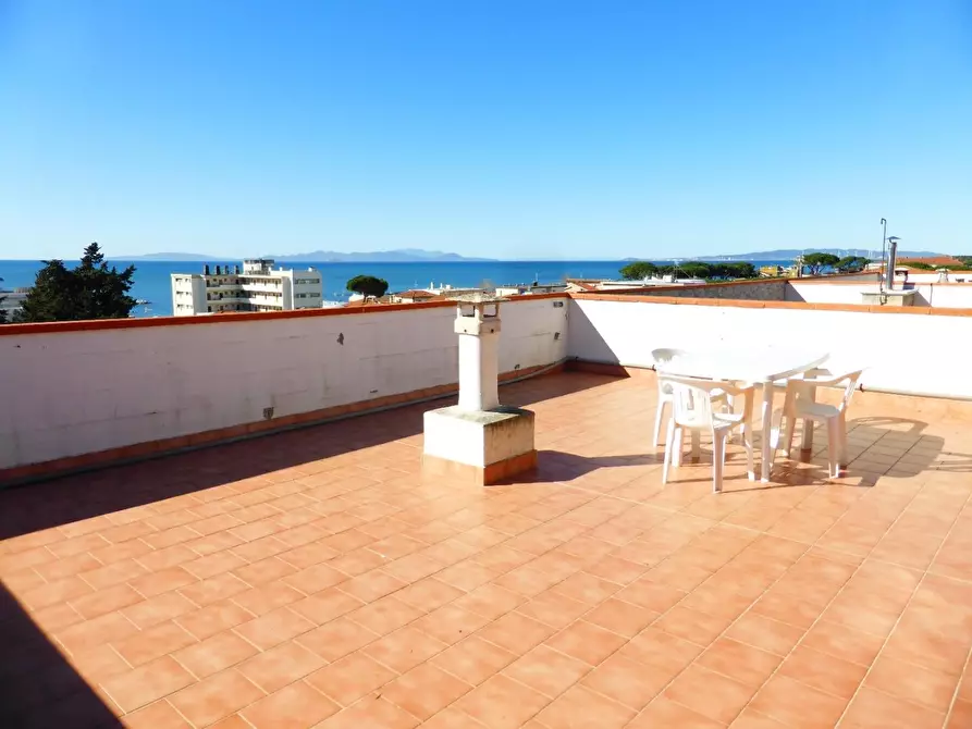 Immagine 11 di Mansarda in vendita  a Follonica