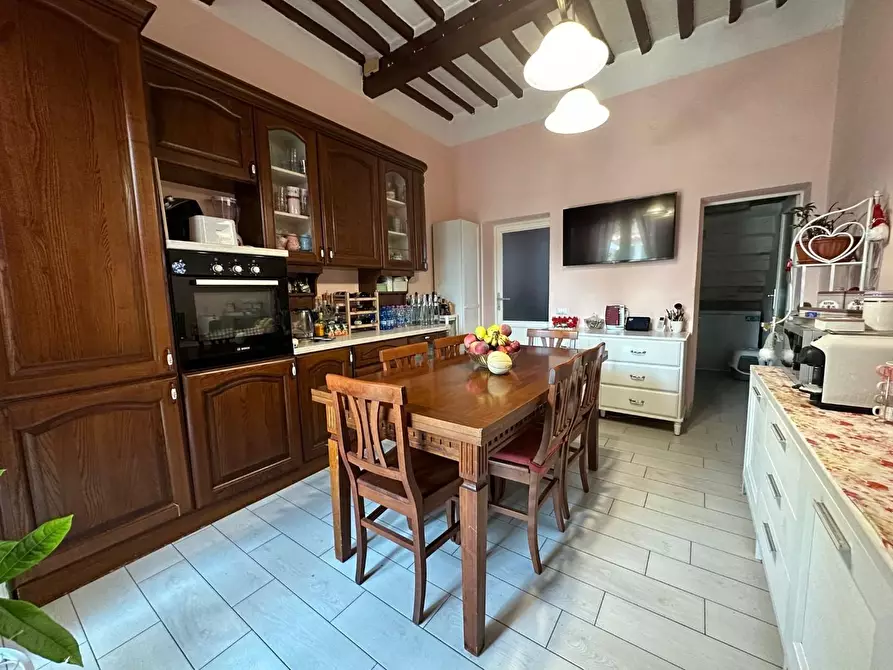 Immagine 7 di Terratetto in vendita  a Pisa