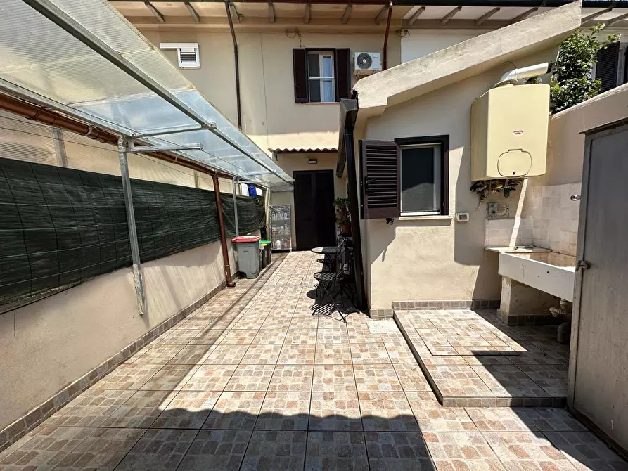 Immagine 20 di Terratetto in vendita  a Pisa