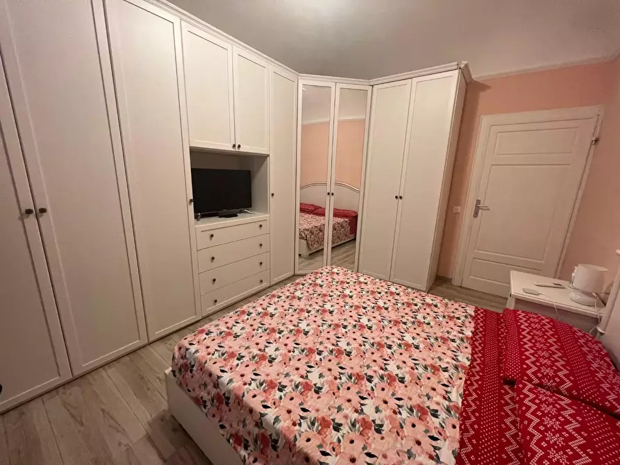 Immagine 34 di Terratetto in vendita  a Pisa