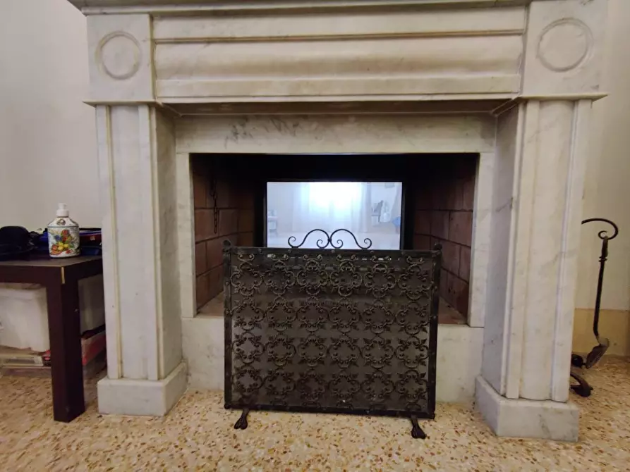 Immagine 12 di Villa in vendita  a San Giuliano Terme