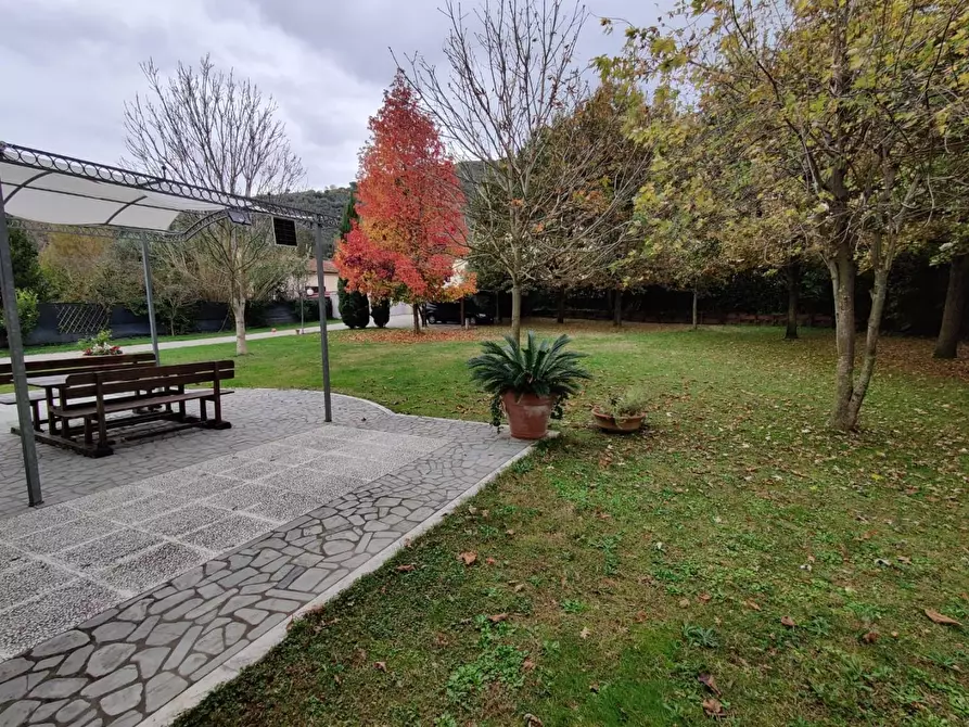 Immagine 27 di Villa in vendita  a San Giuliano Terme