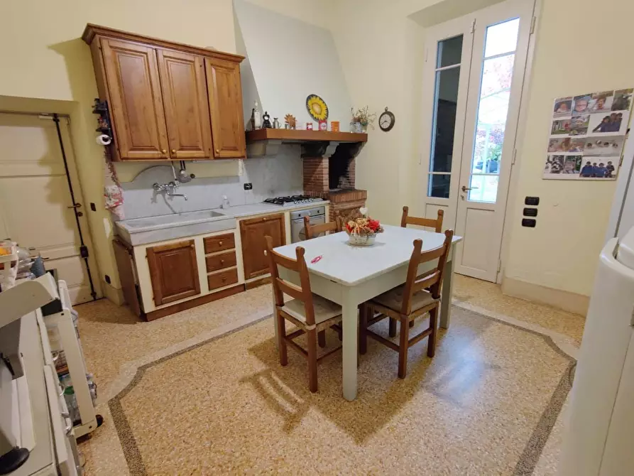 Immagine 31 di Villa in vendita  a San Giuliano Terme