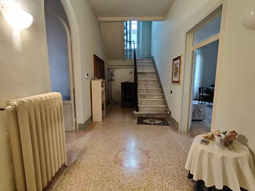 Immagine 14 di Villa in vendita  a San Giuliano Terme