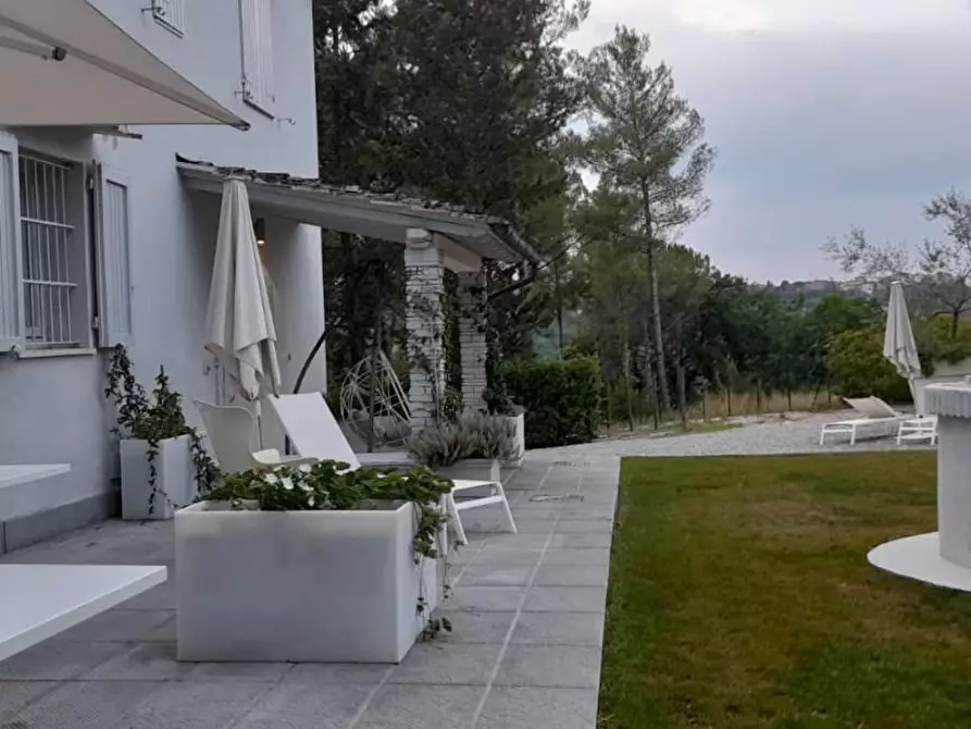 Immagine 2 di Villa in vendita  a San Miniato