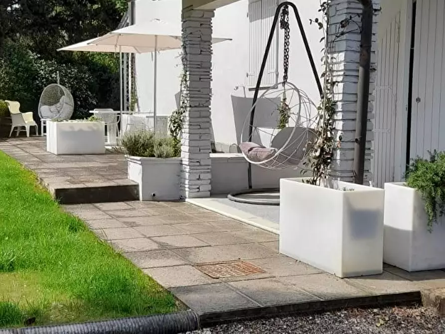 Immagine 25 di Villa in vendita  a San Miniato