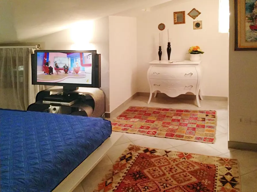 Immagine 10 di Appartamento in vendita  a Massa