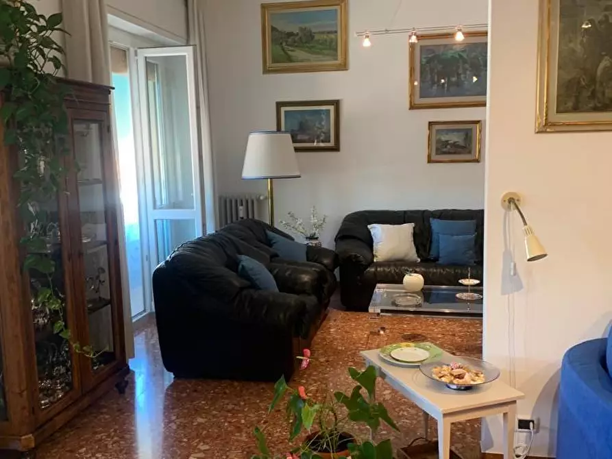 Immagine 2 di Appartamento in vendita  a Livorno