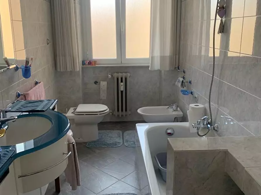 Immagine 15 di Appartamento in vendita  a Livorno