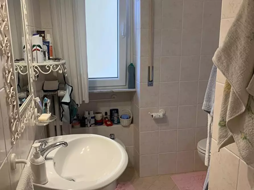 Immagine 14 di Appartamento in vendita  a Livorno