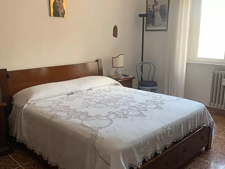 Immagine 11 di Appartamento in vendita  a Livorno