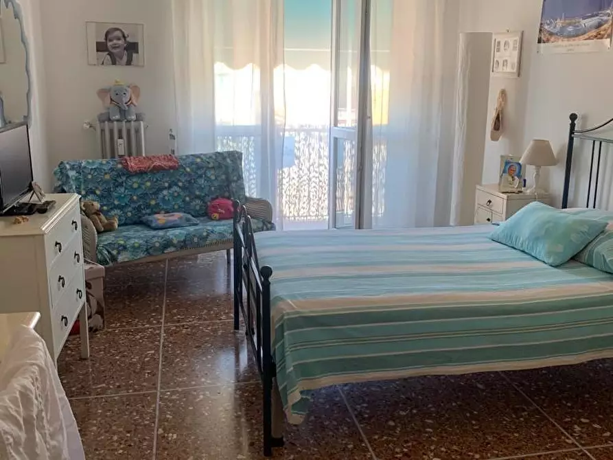 Immagine 13 di Appartamento in vendita  a Livorno