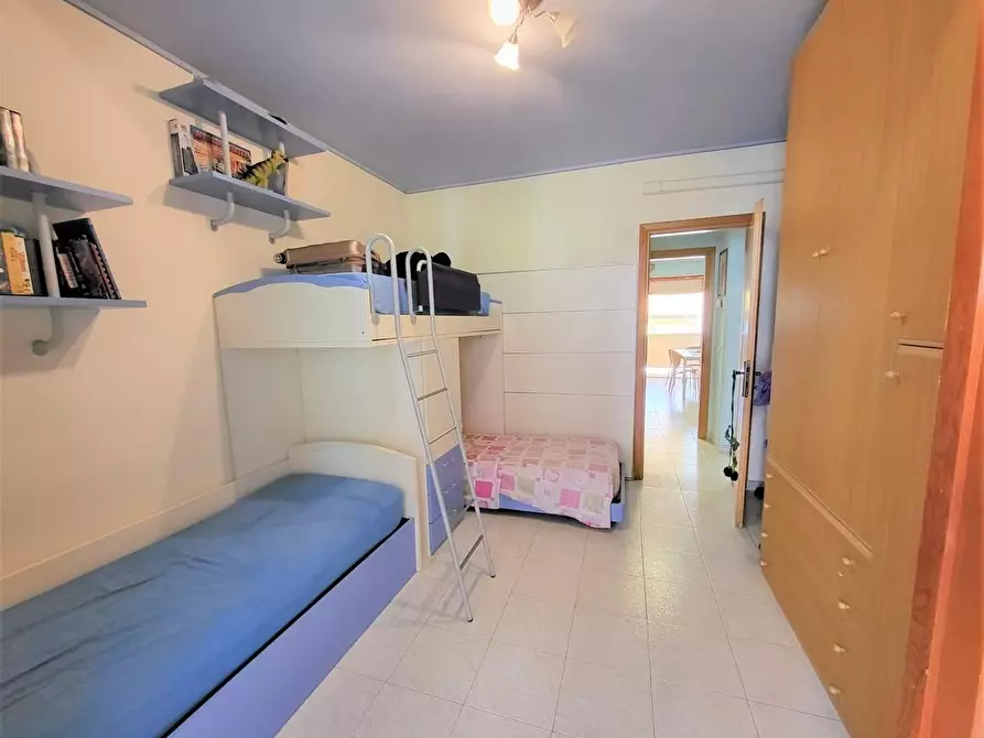 Immagine 9 di Appartamento in vendita  a Massa