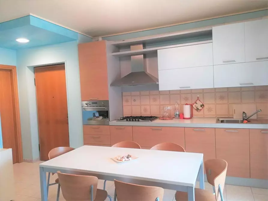 Immagine 6 di Appartamento in vendita  a Massa