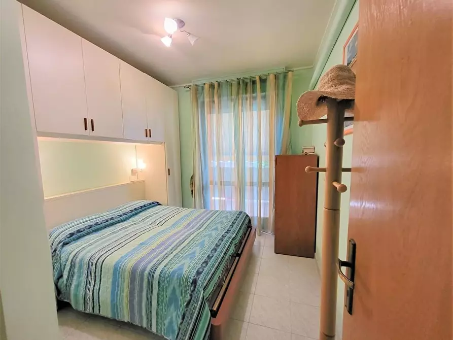 Immagine 10 di Appartamento in vendita  a Massa