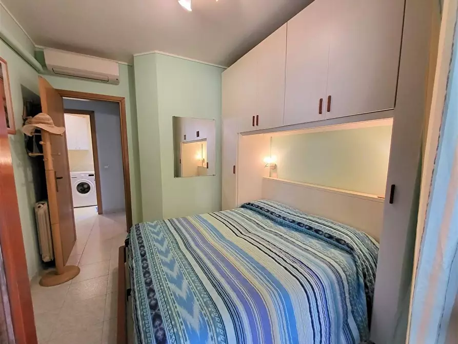 Immagine 19 di Appartamento in vendita  a Massa