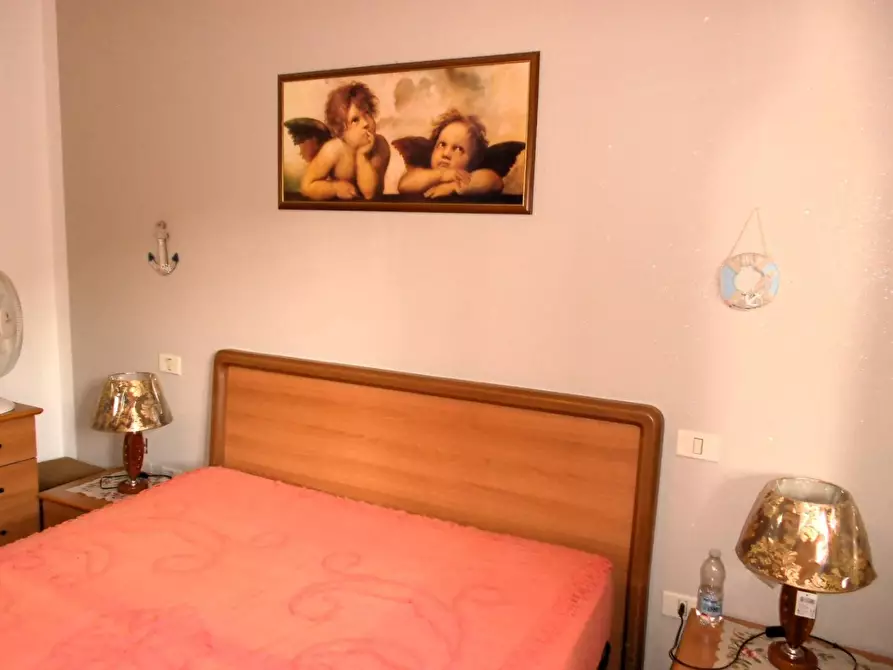 Immagine 34 di Appartamento in vendita  a Massa