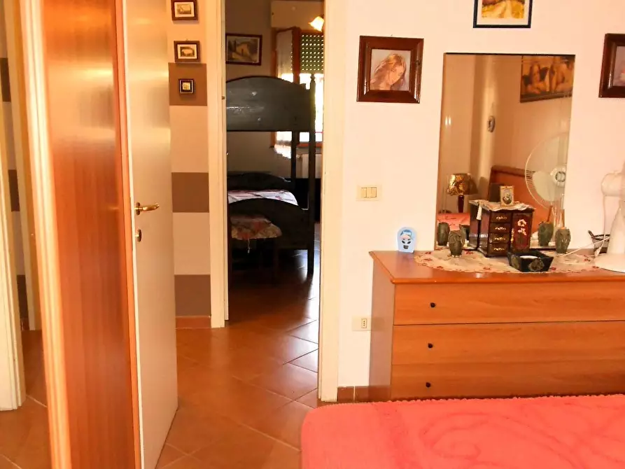 Immagine 24 di Appartamento in vendita  a Massa