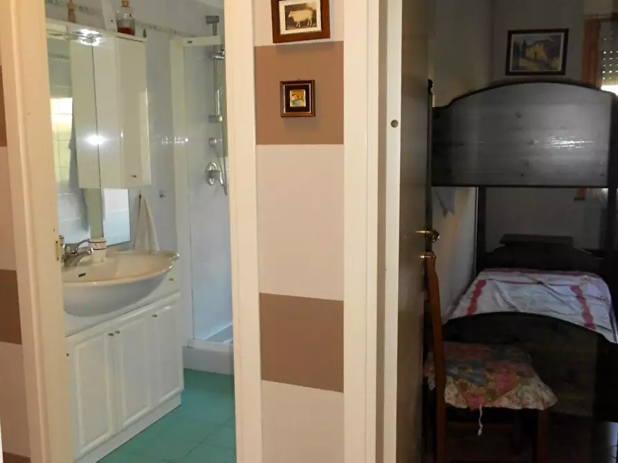 Immagine 29 di Appartamento in vendita  a Massa