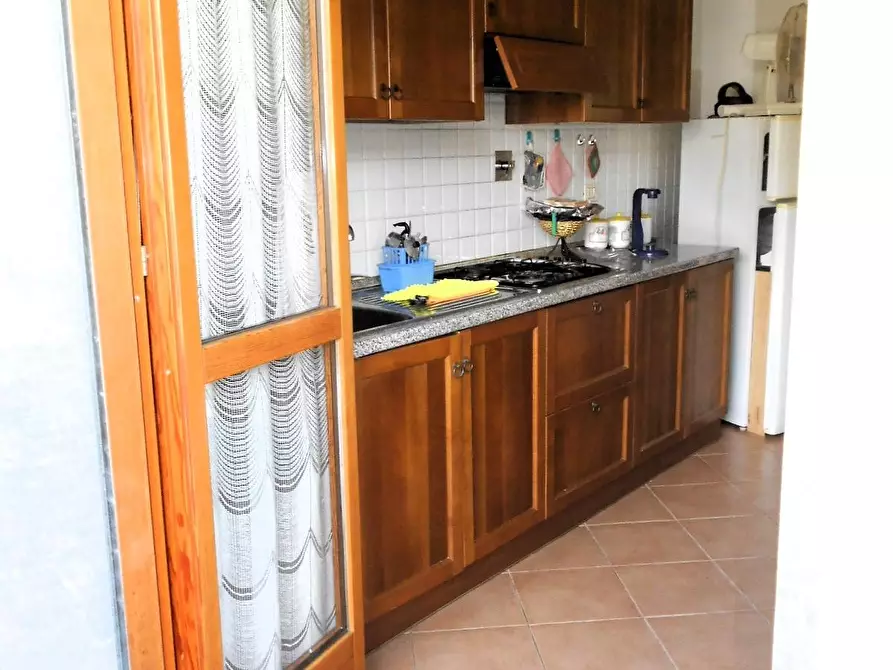 Immagine 31 di Appartamento in vendita  a Massa