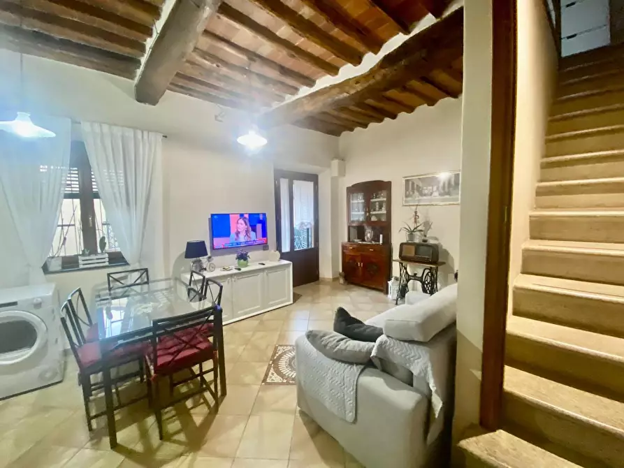 Immagine 6 di Terratetto in vendita  a Lucca