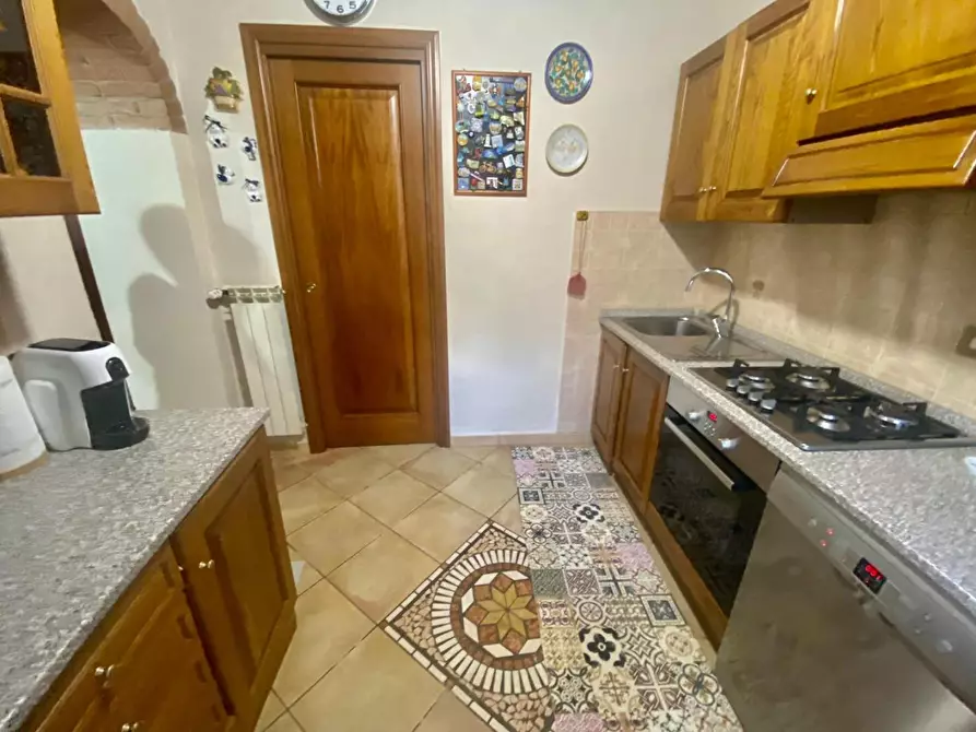 Immagine 13 di Terratetto in vendita  a Lucca