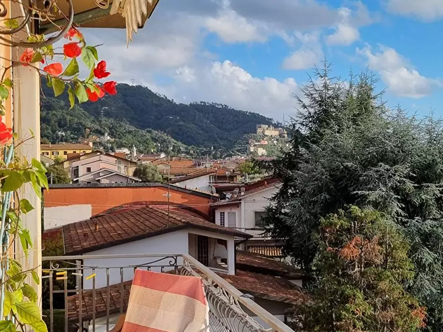 Immagine 27 di Appartamento in vendita  a Massa