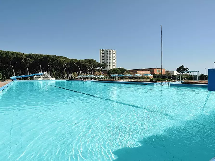 Immagine 39 di Casa semindipendente in vendita  a Massa