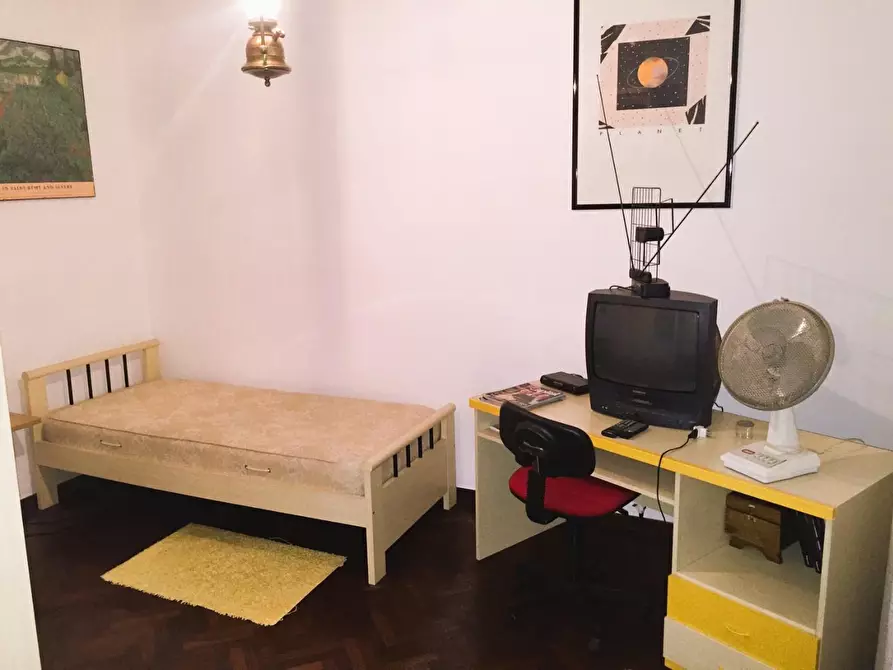 Immagine 14 di Villa in vendita  a Massa