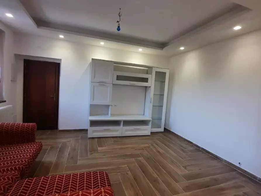 Immagine 21 di Appartamento in vendita  a Vicopisano